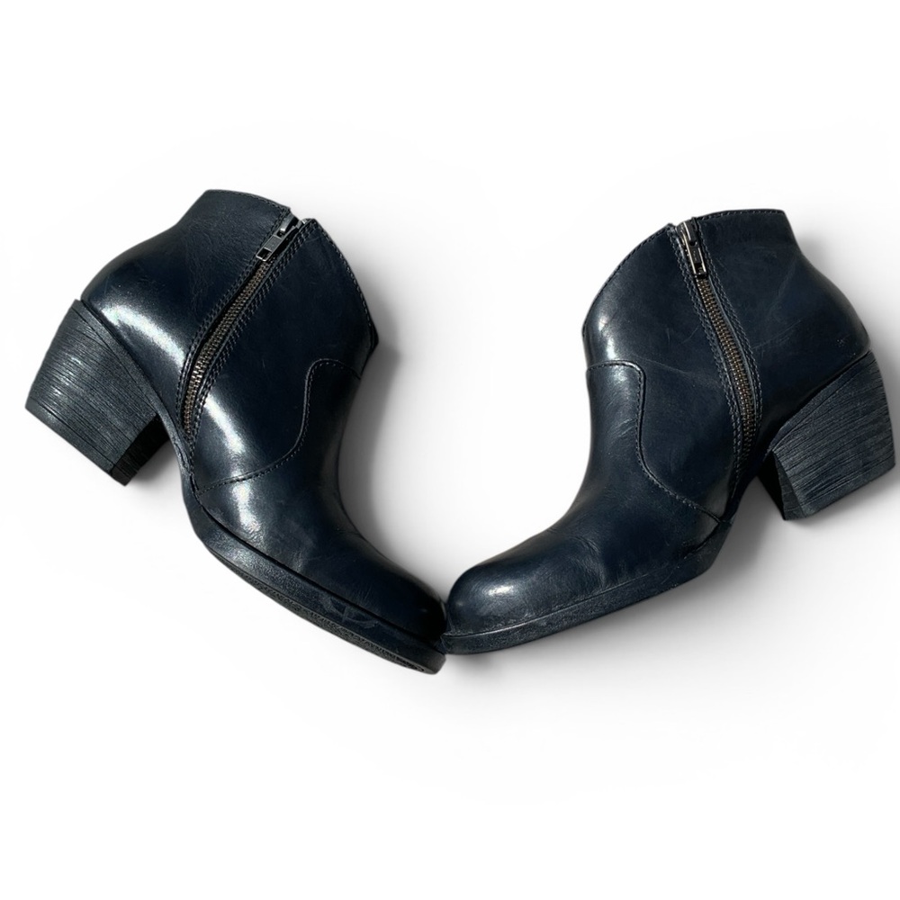 Born Michael Black Leather Ankle Booties - Picture 4 of 6